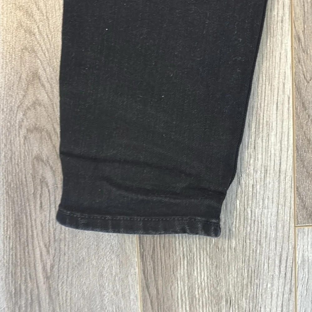 Old Navy Black Skinny Jeans Modern Fit - Picture 4 of 7